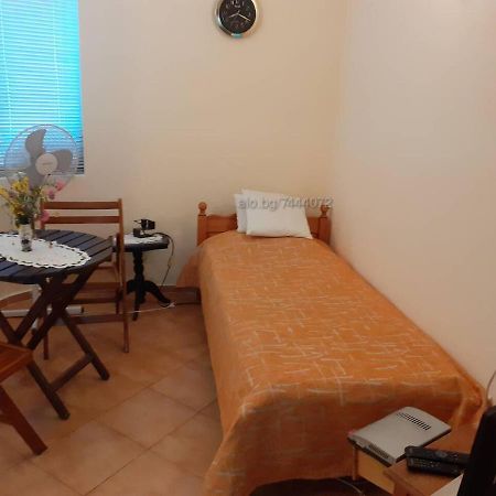 Private Studio Intsaraki - Sveti Vlas Eksteriør bilde