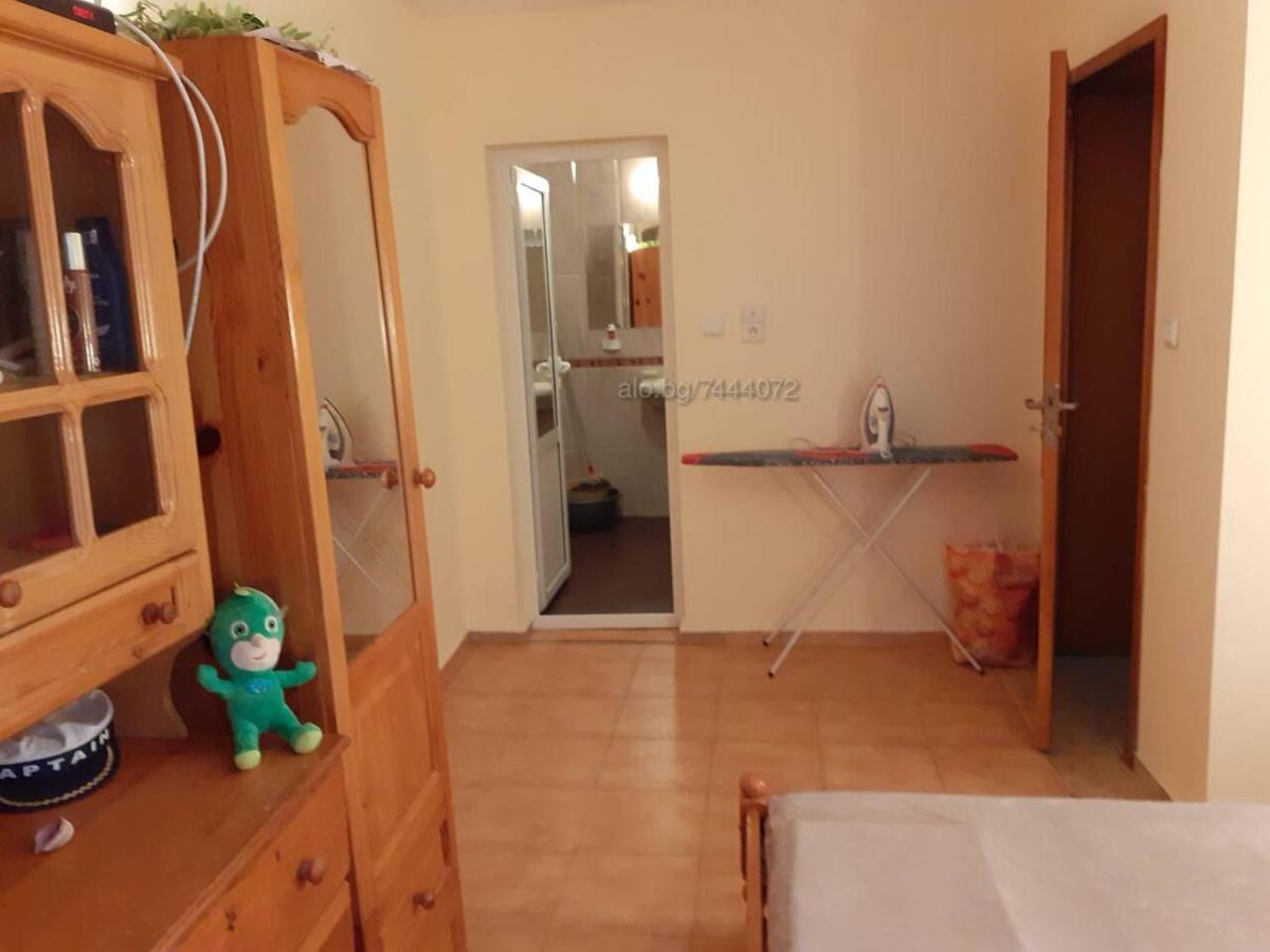 Private Studio Intsaraki - Sveti Vlas Eksteriør bilde